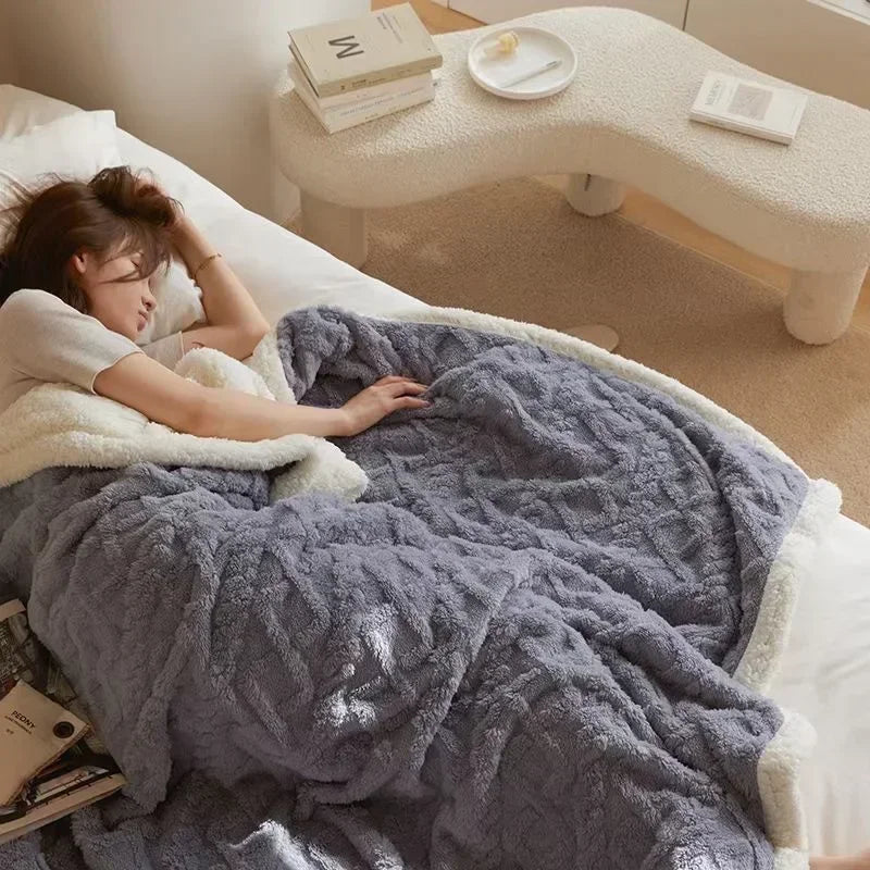 LaineChaude - Couverture hiver laine d’agneau épaisse