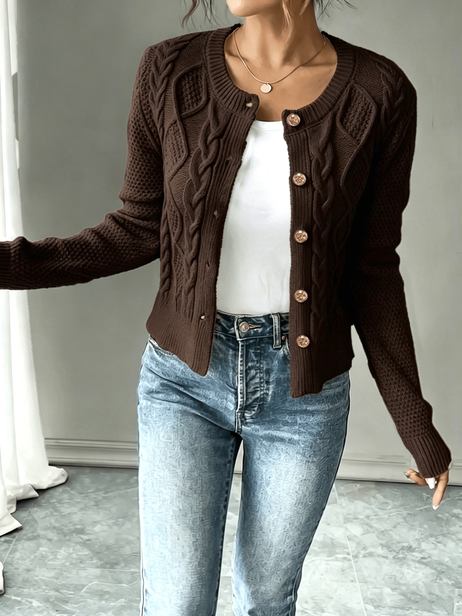 Christine - Cardigan Élégant Torsadé Boutonné