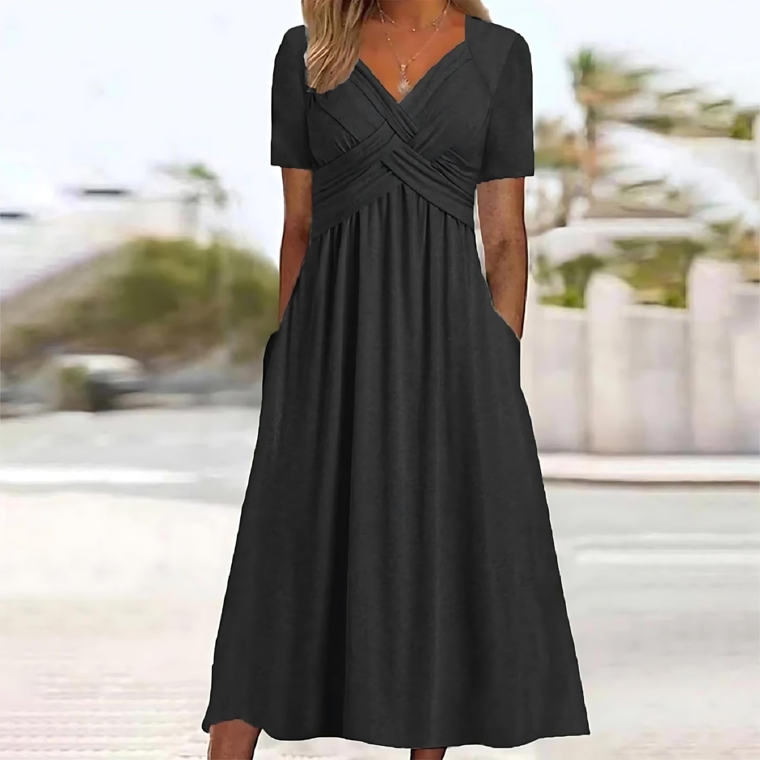 Manon - Robe Longue Élégante à Fente Femme