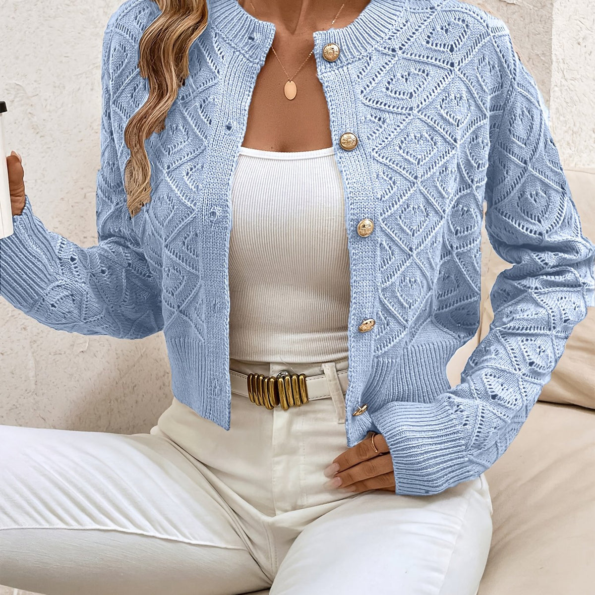 Isabelle - Cardigan Chic Ajouré Boutonné