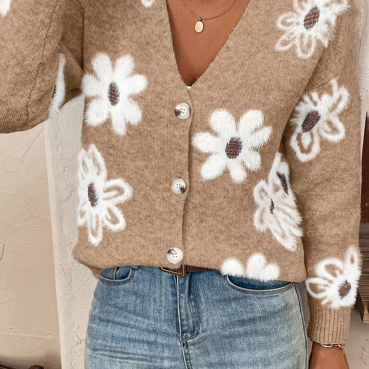 Sylvie - Gilet Féminin Fleuri Boutonné