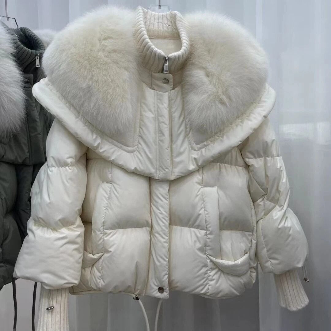 Chloé - Doudoune Chic Courte Col Fourré