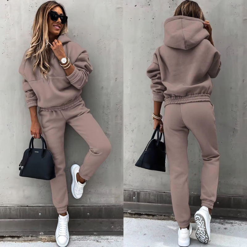 Mina – Ensemble jogging femme chaud