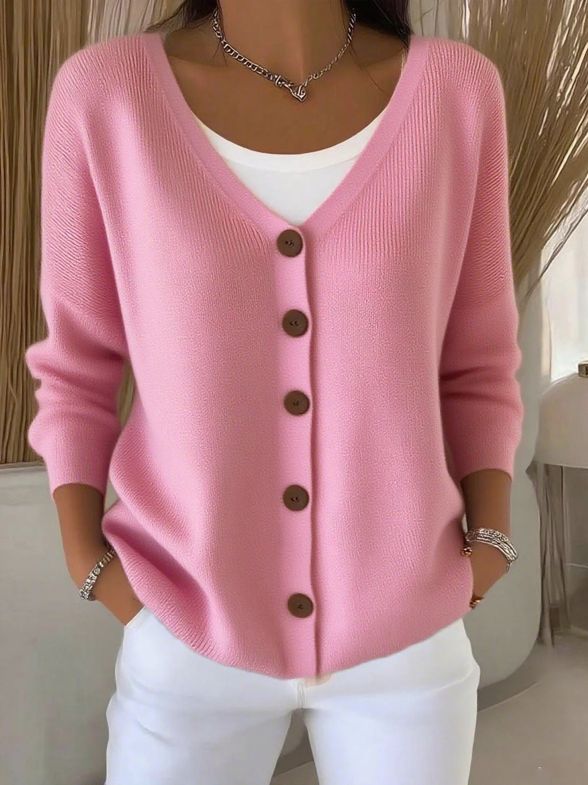 Isabelle - Cardigan Élégant Boutonné Col V