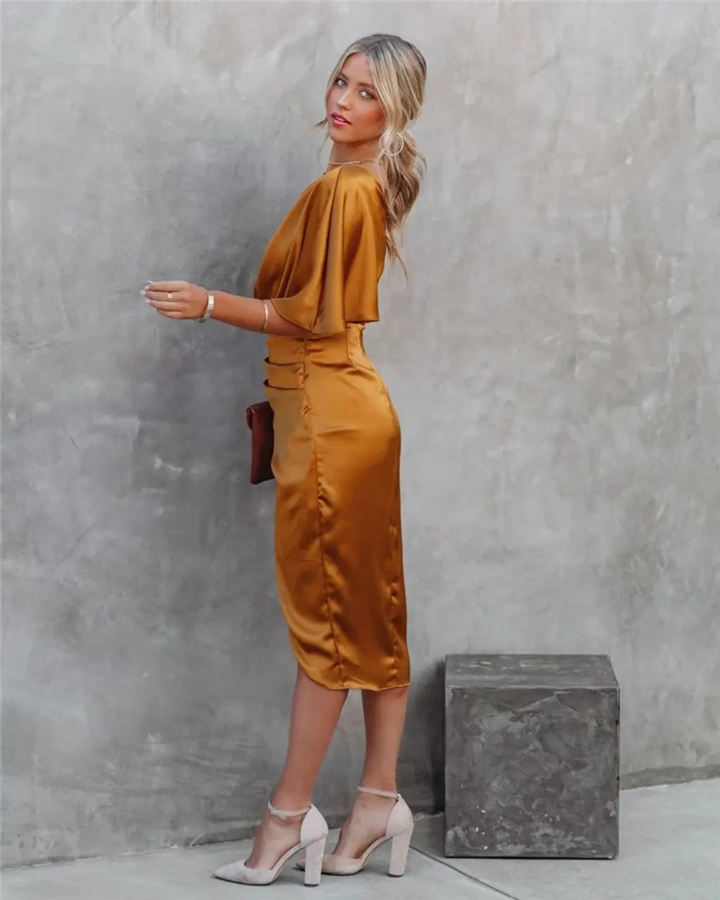 Julie - Robe Midi Femme Élégante en Satin