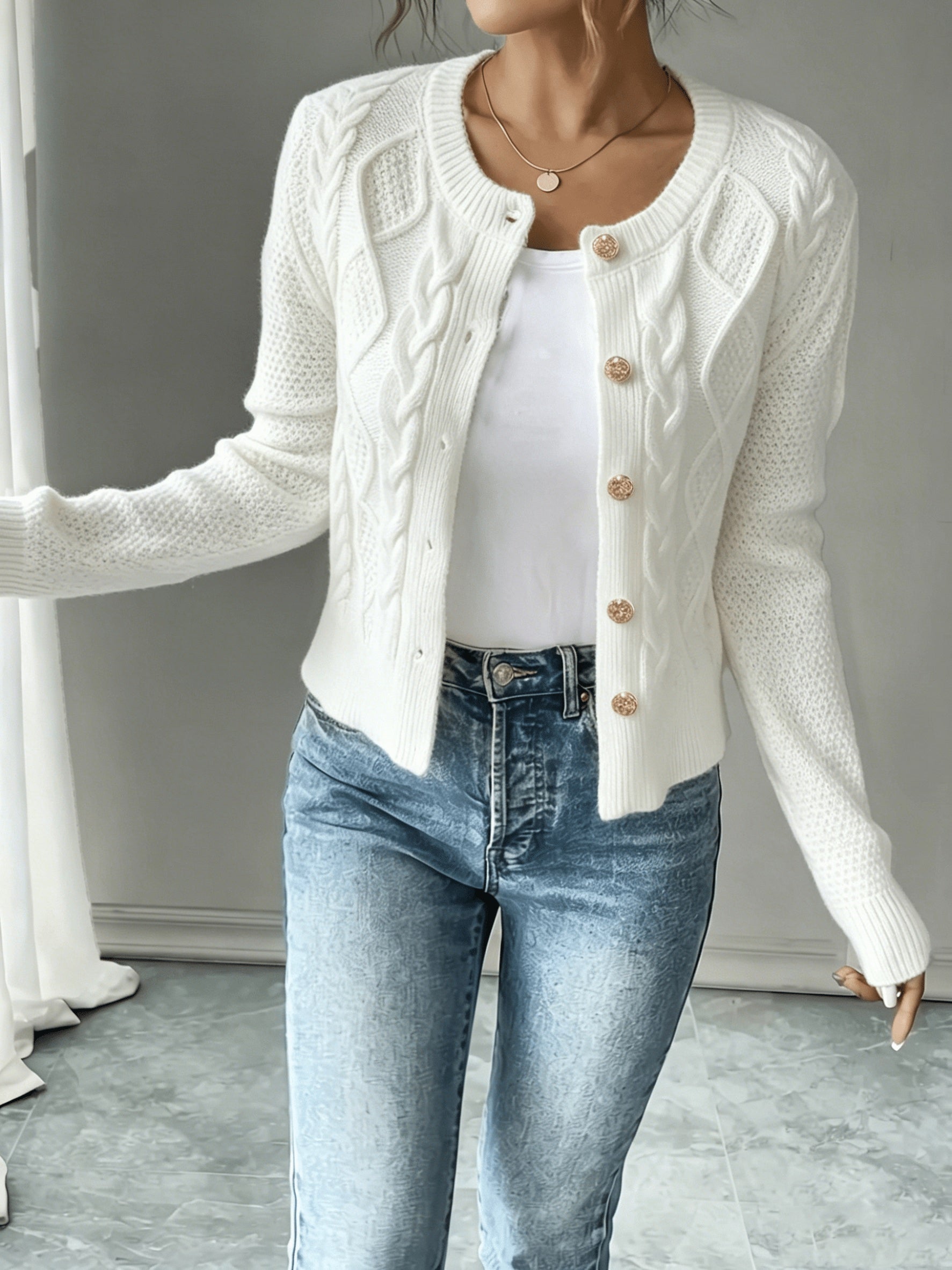 Christine - Cardigan Élégant Torsadé Boutonné