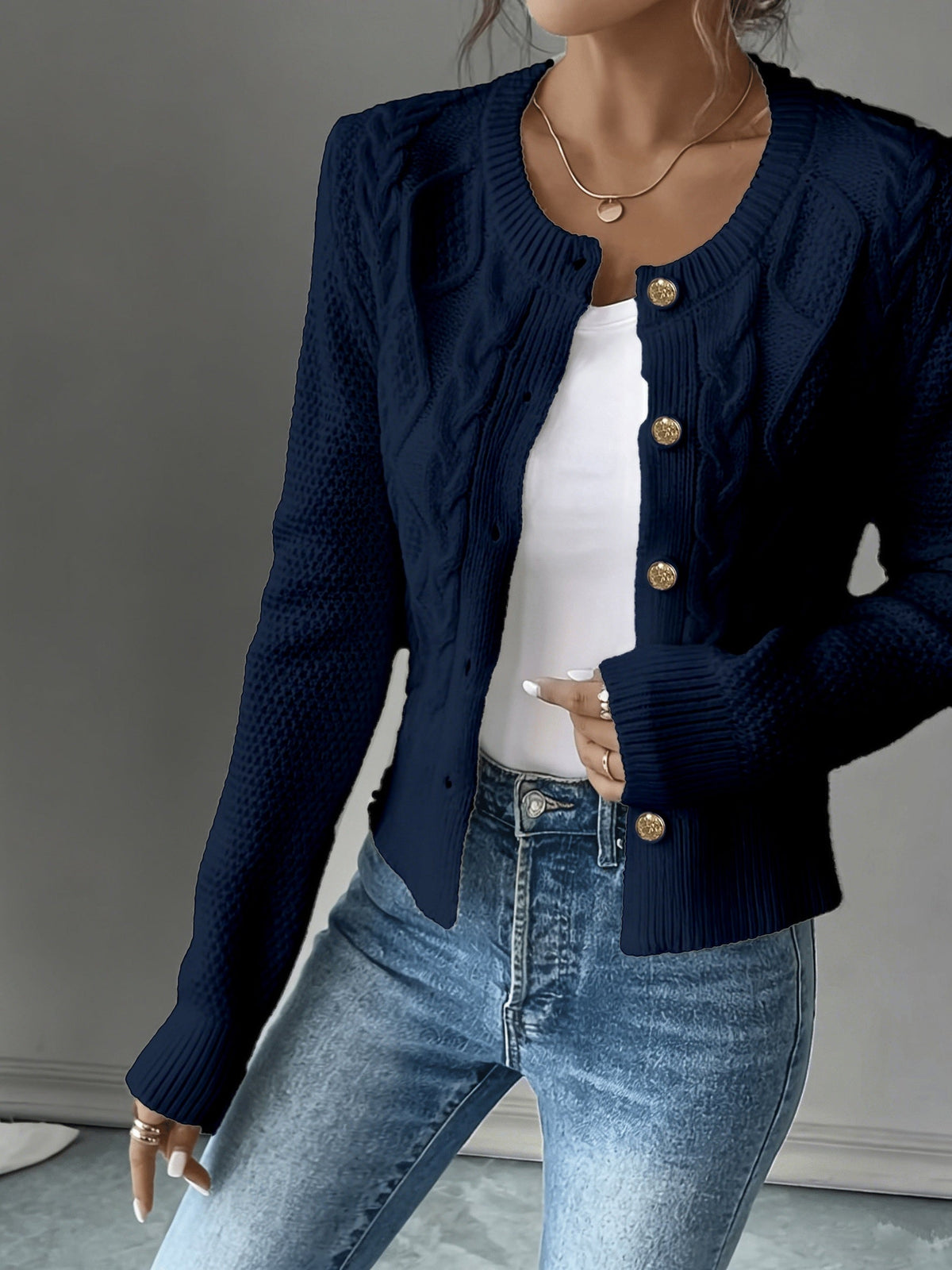 Christine - Cardigan Élégant Torsadé Boutonné