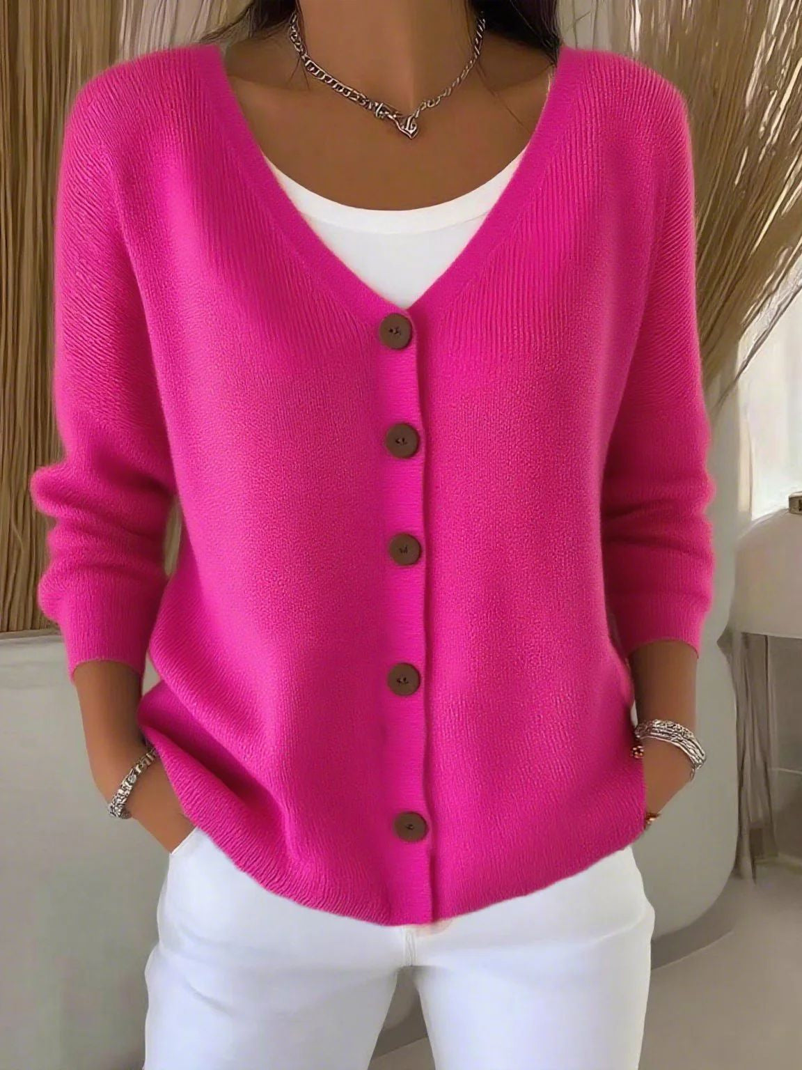 Isabelle - Cardigan Élégant Boutonné Col V