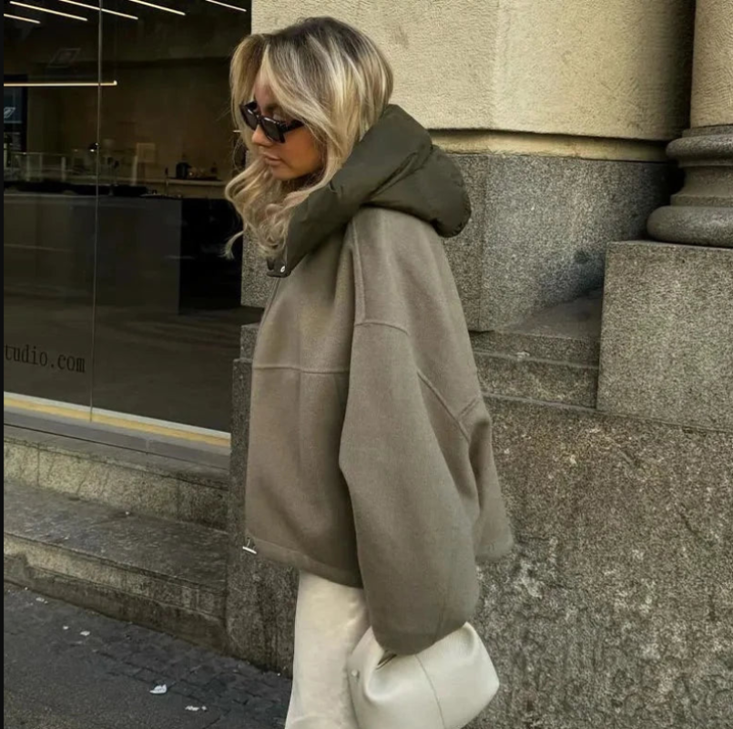 Karine | Veste Élégante Ample à Capuche