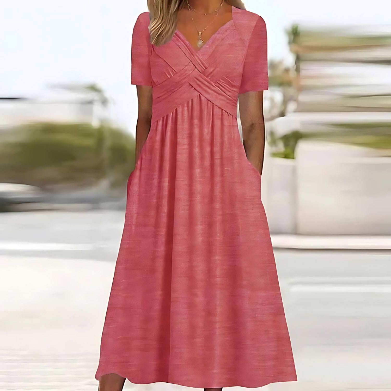 Manon - Robe Longue Élégante à Fente Femme
