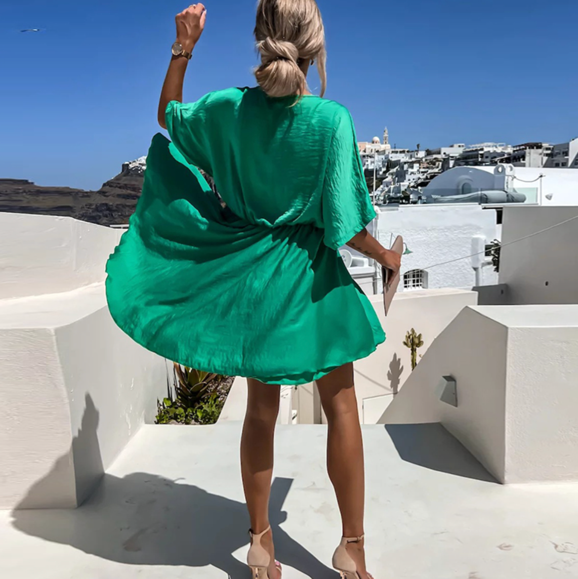 Élodie - Robe mini en satin - Coupe portefeuille, Femme