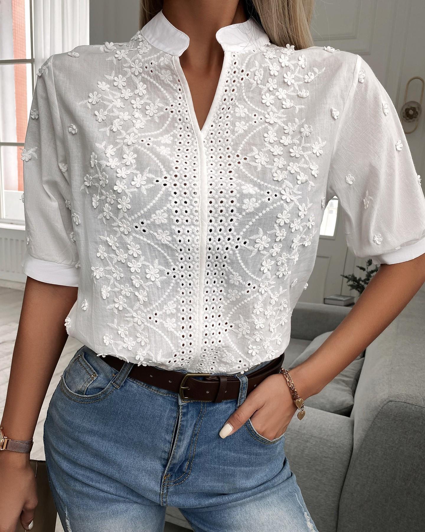 Julie - Blouse Femme Brodée en Dentelle Élégante