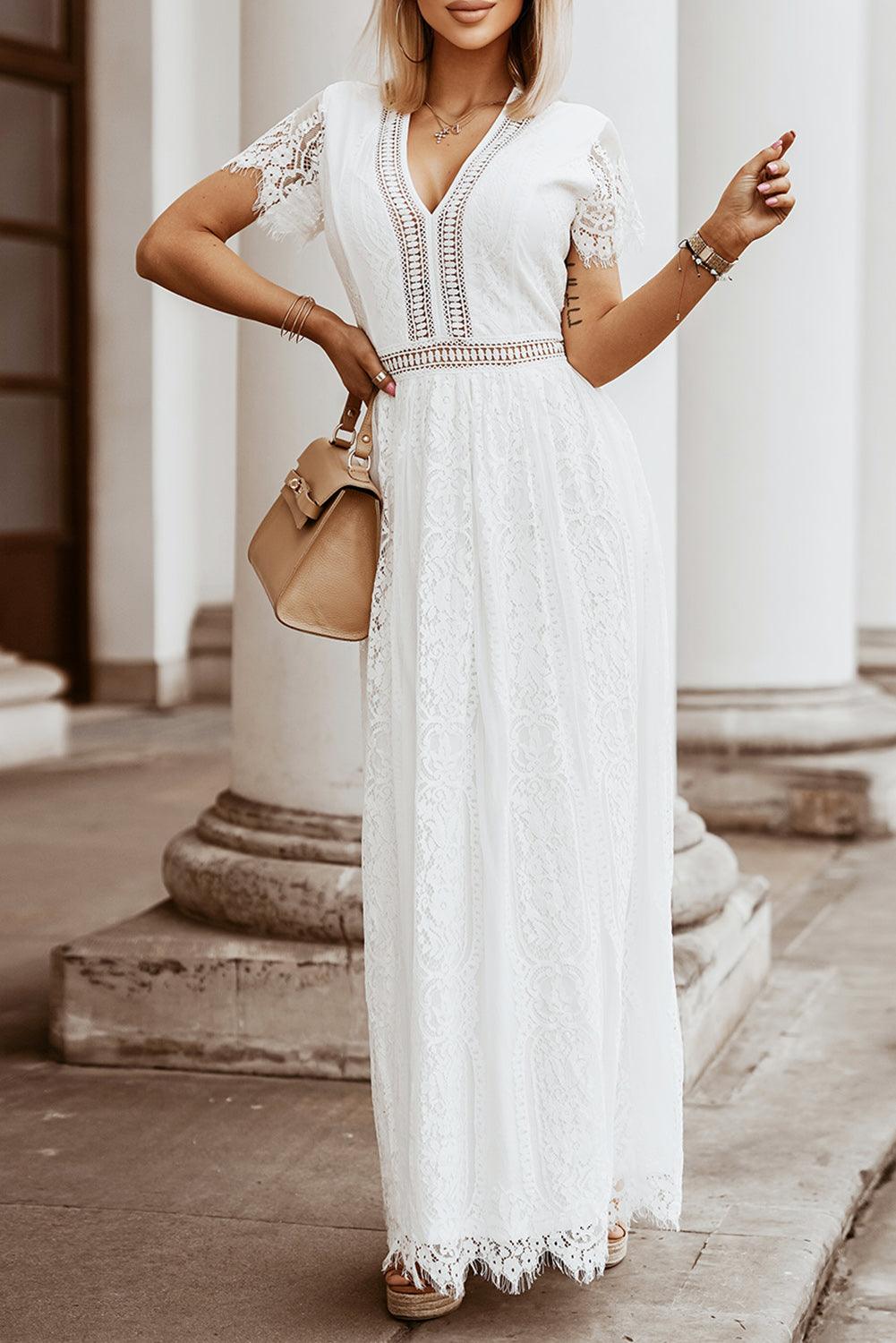 Adèle - Robe maxi en dentelle - Col V, Femme
