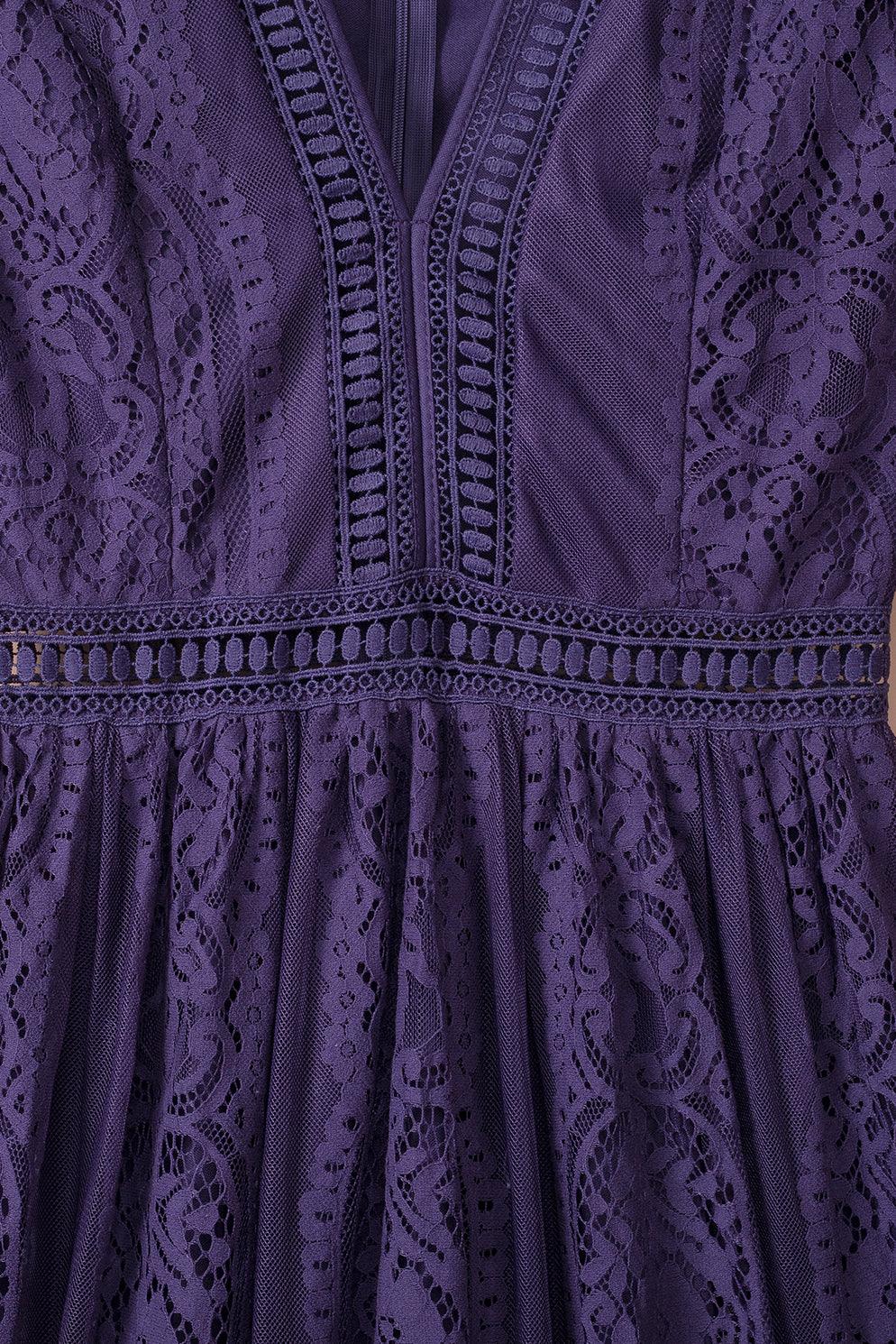 Adèle - Robe maxi en dentelle - Col V, Femme