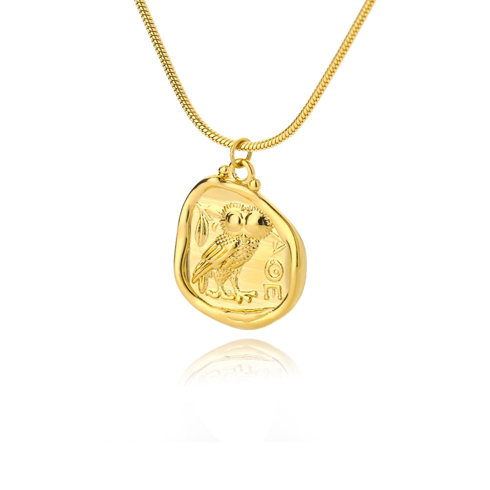 Élégance Mystique - Vintage Uilenketting met Edelsteendetails