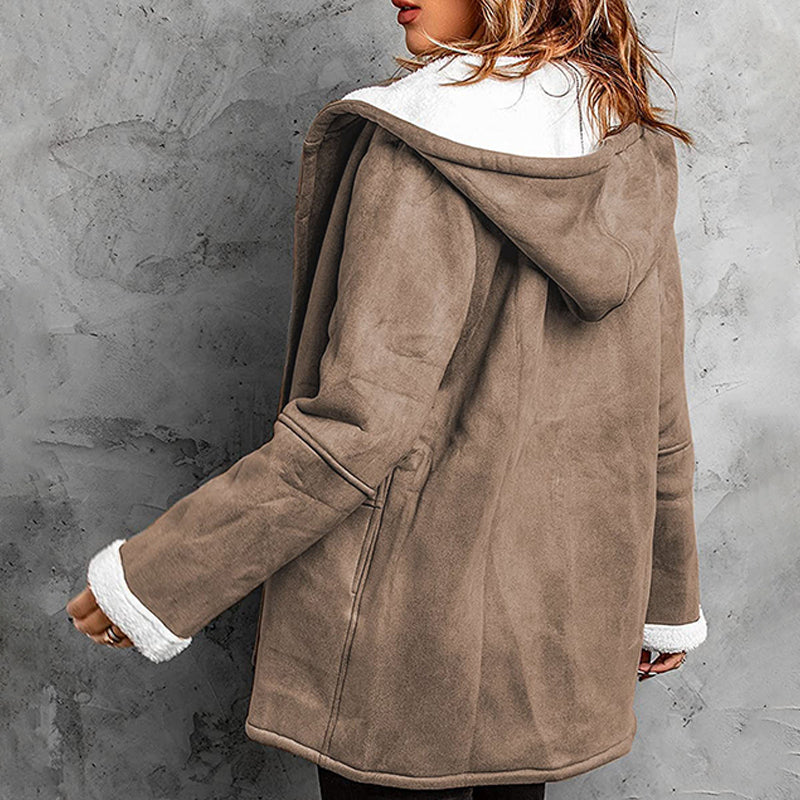 Christine | Manteau Féminin Court à Capuche