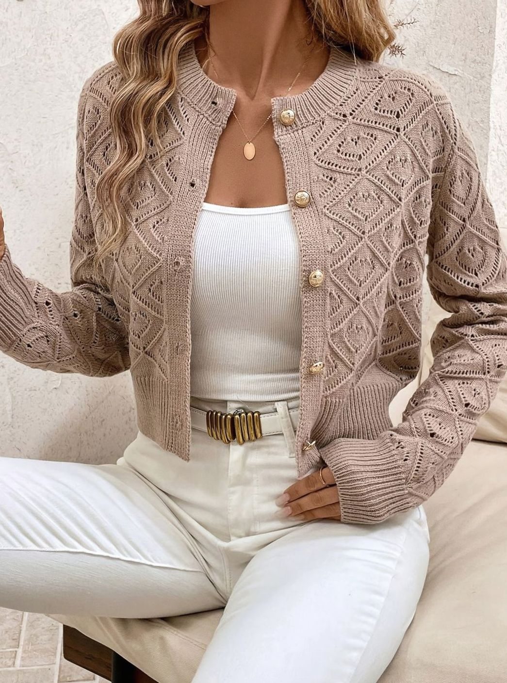 Charlotte - Cardigan Élégant Ajouré Boutonné