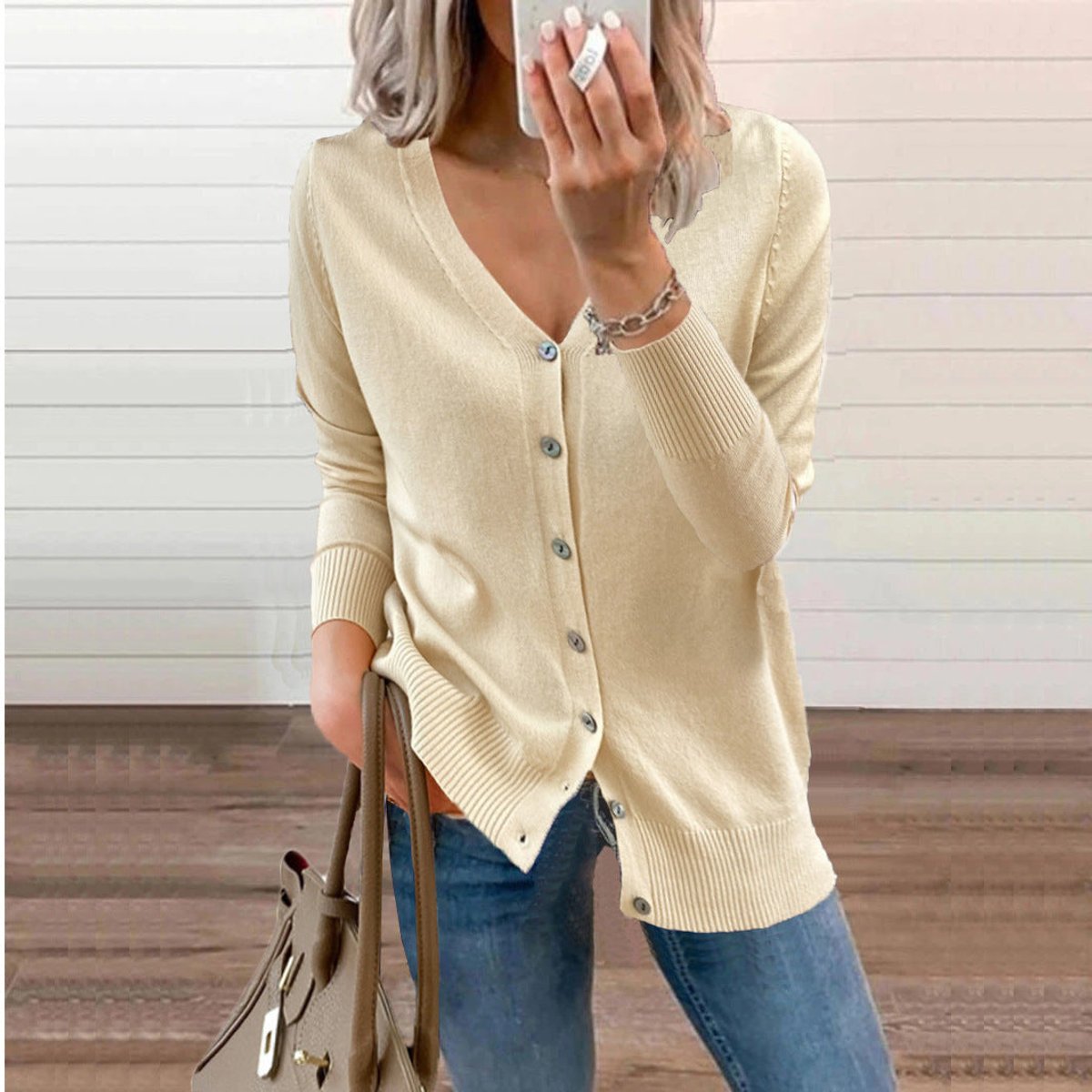 Camille - Cardigan Élégant Boutonné Col V